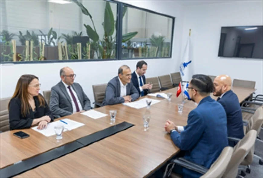 İzmir Büyükşehir Belediyesi ile El Salvador arasında dostluk ve turizm iş birliği görüşmesi gerçekleştirildi karşılıklı proje önerileri masaya yatırıldı