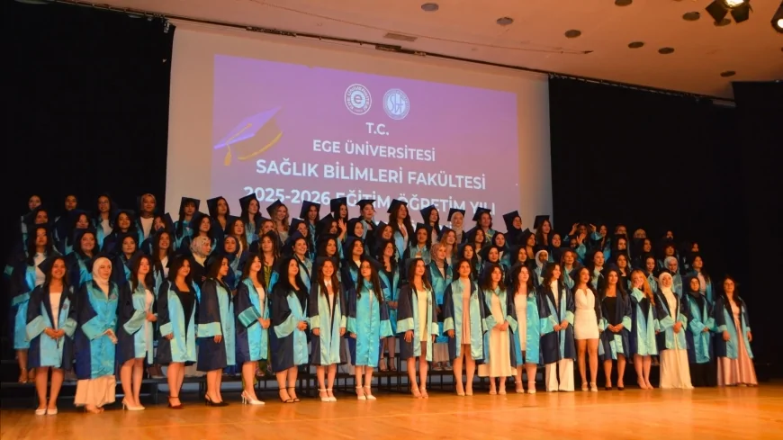 Ege Üniversitesi Sağlık Bilimleri Fakültesi Mezunlarını Törenle Uğurladı, Yeni Sağlık Profesyonelleri Göreve Hazır