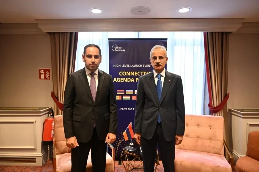 Ulaştırma ve Altyapı Bakanı Abdulkadir Uraloğlu: “Demiryolu ve Karayolu Geçişlerini Bir An Önce Hayata Geçirmek İçin İşbirliğimizi Artırıyoruz”