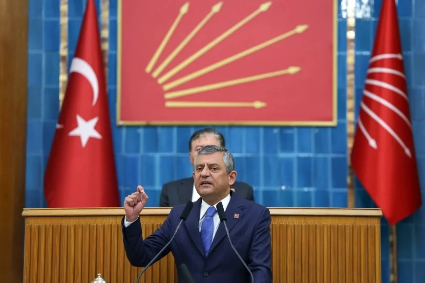 Cumhuriyet Halk Partisi Lideri Özgür Özel: “Kemal Bey’i bugün tarihi bir karar almaya davet ediyorum”