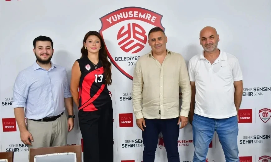 Yunusemre Belediyespor Genç Orta Oyuncu Esennur Atay ile Yeni Sezon İçin Sözleşme Yeniledi