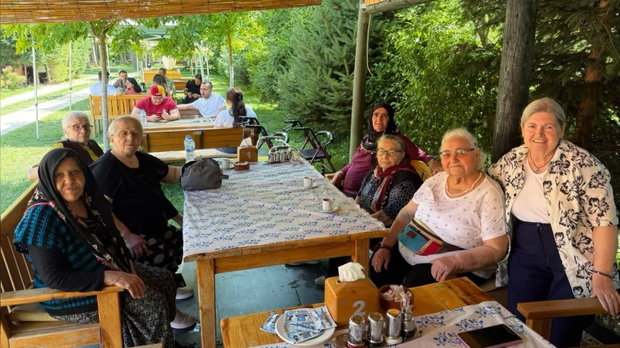 Tepebaşı Belediye Başkanı Dt. Ahmet Ataç: “Deneyimli vatandaşlarımızın yaşamın içinde olmalarını önemsiyoruz”