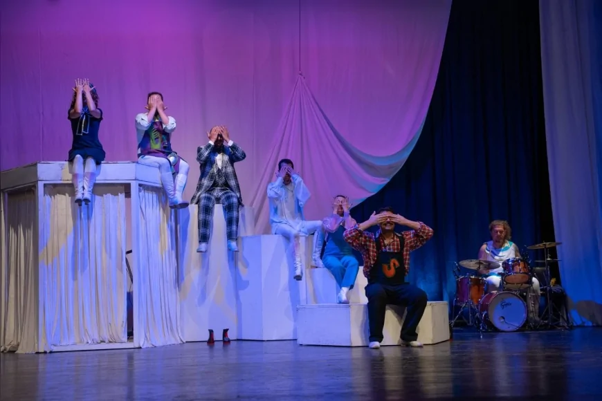 İzmir Şehir Tiyatroları “Don Kişot – Çağdaş Bir Masal” Oyunu ile Ordu Festivali’nde Büyük İlgi Gördü