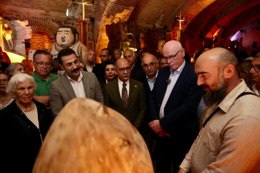 Odunpazarı Belediye Başkanı Kazım Kurt: “Yaklaşık 300 Eserlik Koleksiyonumuza Yeni Çalışmalar Kazandırıldı”