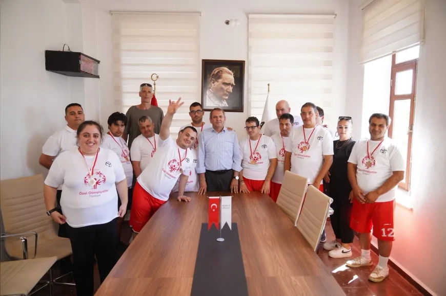 Ayvalık Belediye Başkanı Mesut Ergin: “Özel olimpiyatlarda mücadele eden her bir öğrencimiz bizim için birer şampiyon”