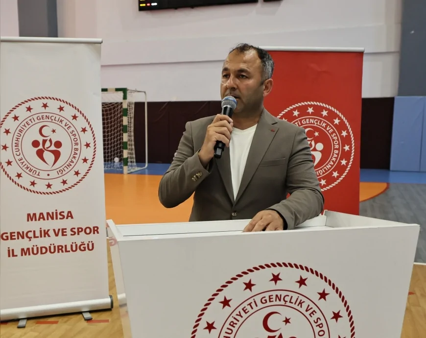 Gençlik ve Spor İlçe Müdürü Oktay Ayaz: “Anadolu Yıldızlar Ligi gençlerimizin gelişimi açısından çok kıymetli bir organizasyondur”