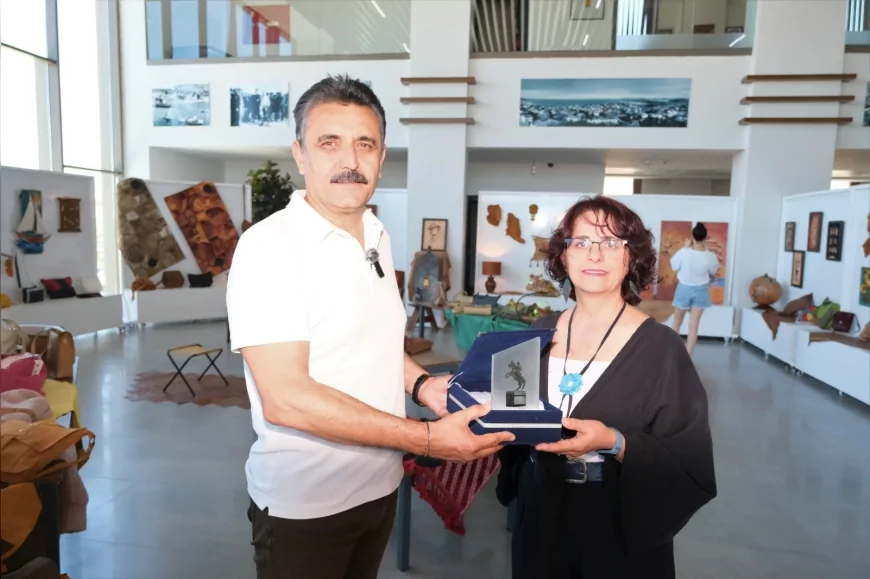 Dikili Belediye Başkanı Adil Kırgöz: “Dikili’de sanatın sesini her geçen gün daha da yükseltmeye devam edeceğiz”