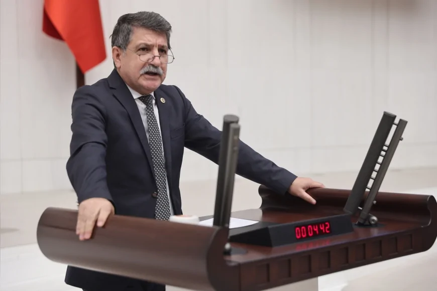 CHP Kocaeli Milletvekili Mühip Kanko: “Hak Arayan Öğretmene Cop, Yoksulluğa ve Adaletsizliğe Sessizlik”