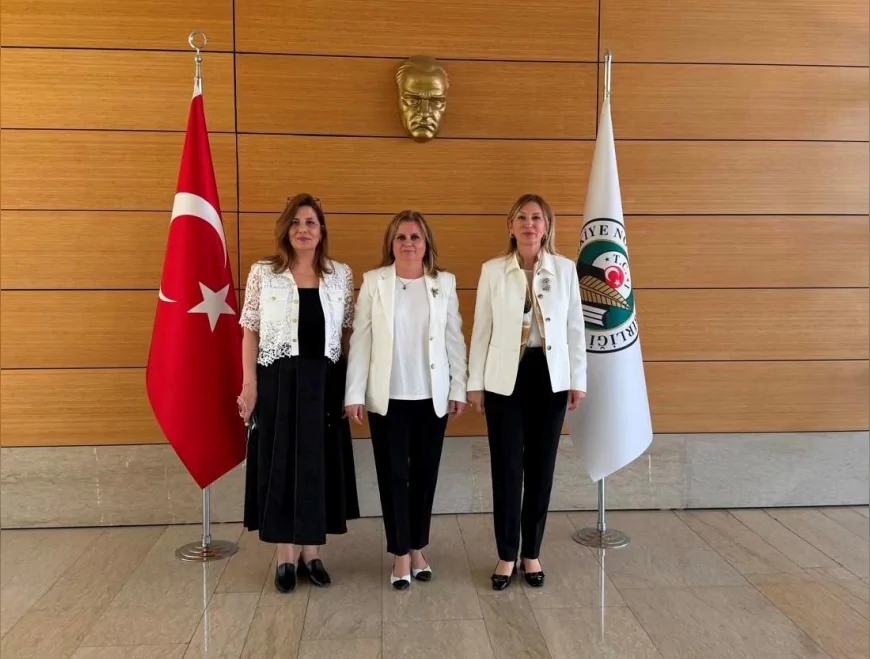 TÜRKİYE NOTERLER BİRLİĞİ BAŞKANI FULYA UYSAL GÜLER: “HİZMETLERİ DAHA DA İLERİYE TAŞIMAK İÇİN ÇALIŞMALARIMIZI SÜRDÜRECEĞİZ”