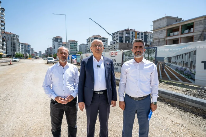 Malatya Büyükşehir Belediye Başkanı Sami Er: “Fahri Kayahan’dan Adıyaman yoluna kesintisiz ulaşım sağlayacağız”