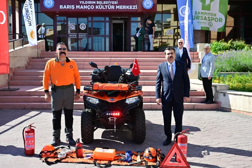 Bursa Belediyeler Birliği Başkanı Oktay Yılmaz: “Koruduğumuz her ağaç geleceğe yatırımdır” vurgusuyla Orman Yangınları Farkındalık Programında risk azaltma mesajı verdi