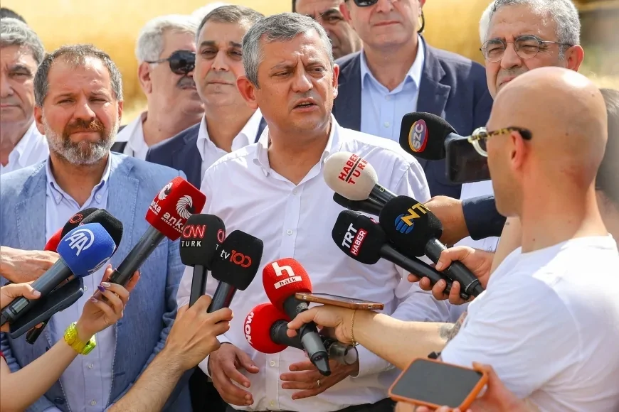 CHP GENEL BAŞKANI ÖZGÜR ÖZEL: “DİYARBAKIR’IN ANA GÜNDEMİ GEÇİM, YOKSULLUK”