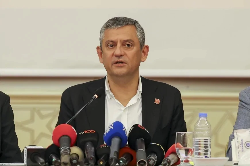 CHP Genel Başkanı Özgür Özel: “Silahların Susmasını Çok Önemsiyoruz Ama Demokratikleşme Olmadan Da Barış Olmaz”