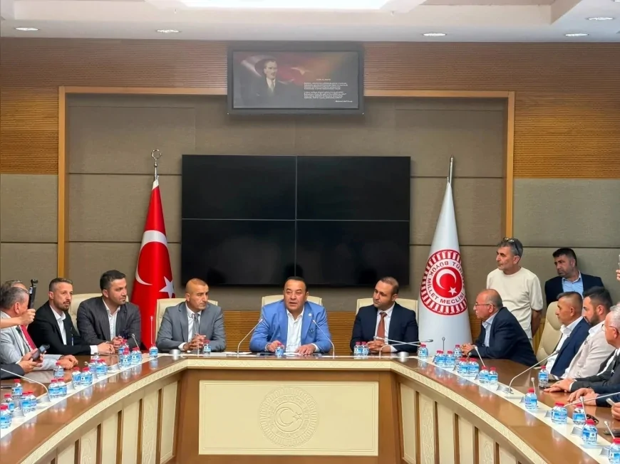 CHP Ankara Milletvekili Adnan Beker: “Ulaşım Esnafının Sorunlarını Çözmek Hepimizin Sorumluluğudur”