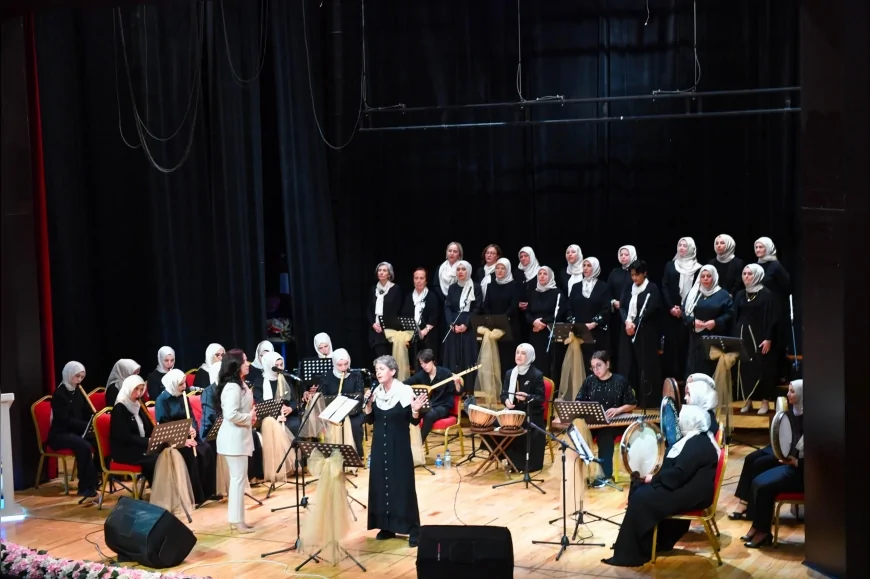 Altındağ Belediyesi Tasavvuf Korosu Necip Fazıl Kültür Merkezi'nde Sahne Aldı, Gazze'ye İthaf Edilen Konser Yoğun İlgi Gördü