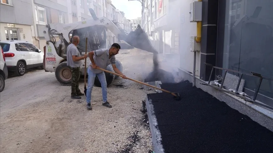 Tepebaşı Belediyesi Ertuğrulgazi Mahallesi’nde Üstyapı Çalışmalarını Eş Zamanlı Olarak Sürdürüyor