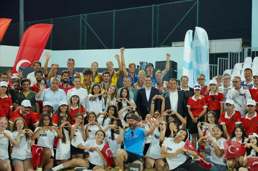 Ayvalık Sarımsaklı Plajı'nda Dünya Plaj Voleybolu Heyecanı Sona Erdi