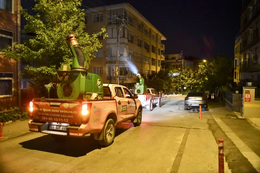 Ankara Büyükşehir Belediyesi Sağlık İşleri Daire Başkanı Mümtaz Yavuz: “Sivrisinek ve karasineklerle mücadelede gece ilaçlaması daha etkili”