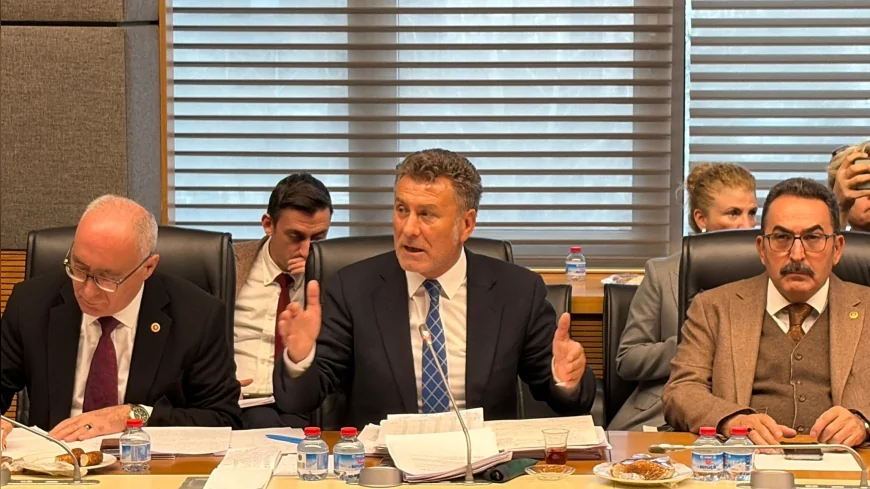 CHP Genel Başkan Yardımcısı Orhan Sarıbal Türkiye'nin Farklı İllerindeki Orman ve Kırsal Alan Yangınlarına İlişkin Açıklama Yaptı