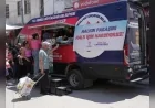 Denizli Büyükşehir Belediyesi pazar yerlerinde mobil ikramlar ve bando gösterileriyle vatandaşlara sosyal buluşma ortamı sunuyor