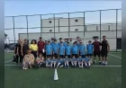 Yumurtalık Belediyesi ile Adana Büyükşehir Belediyesi işbirliğinde açılan futbol okulu çocukları sporla buluşturdu