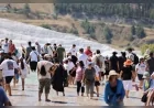 Denizli’de düzenlenen Uluslararası Pamukkale Açık Satranç Turnuvası'nın konukları Pamukkale Travertenleri ve Hierapolis Antik Kenti'ne hayran kaldı!