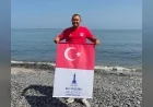 İzmir Büyükşehir Belediyesi Sporcusu Tuna Tunca Okyanus Yedilisi Hedefinde Kuzey Kanalı'nı 16 Saatte Geçti
