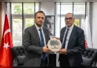 Bornova Belediye Başkanı Ömer Eşki: “Filistinli öğrenciler bizim emanetimizdir”