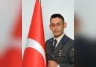 İzmir Büyükşehir Belediye Başkanı Dr. Cemil Tugay, Şehit Astsubay Çavuş Batuhan Şimşek’i Anma Programında Ailesini Yalnız Bırakmadı
