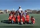 Tepebaşı Belediyesi Çocukları Sporla Buluşturuyor, Futbol Eğitimleri Geleceğin Sporcularını Yetiştiriyor