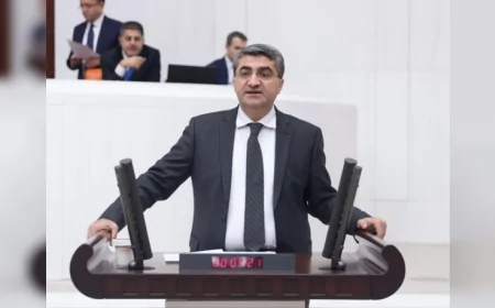DEVA Partisi Genel Başkan Yardımcısı Mehmet Emin Ekmen: “Ekonomik sıkıntı ülkenin her köşesinde hissediliyor”