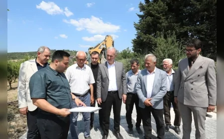 İnegöl Belediye Başkanı Alper Taban kırsal mahallelerdeki yol yatırımlarını inceledi, Bayramşah tamamlandı Akbaşlar’da çalışmalar sürüyor