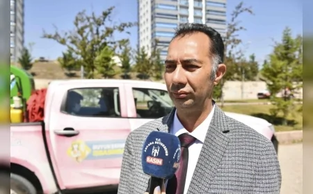 Ankara Büyükşehir Belediyesi Etimesgut’ta Sivrisinek, Kene ve Haşerelere Karşı İlaçlama Çalışmalarını Sürdürüyor