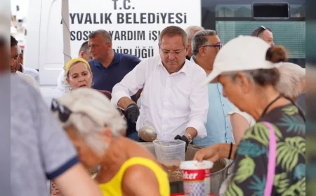 Ayvalık Belediye Başkanı Mesut Ergin: “Aynı kazan etrafında buluşmamız dayanışma ruhunun en güzel örneklerinden biridir”