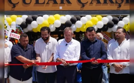 Ayvalık Tostçular Çarşısı’nda 11 Esnaf Tek Çatı Altında Birleşti, Rekabet Dayanışmaya Dönüştü