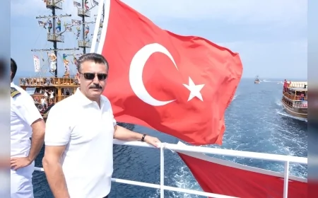 Dikili Belediye Başkanı Adil Kırgöz: “Denizlerdeki Tam Bağımsızlığımızın Nişanesi Olan Kabotaj Bayramı’nın 100. Yılını Gururla Kutluyoruz”