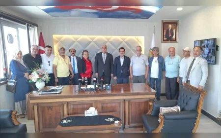 Kahramanmaraş Esnaf ve Sanatkârlar Odaları Birliği Başkanı Ahmet Kuybu, 18 İlden Gelen Basın Temsilcileriyle Şehrin Geleceğini Değerlendirdi