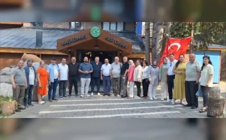 Kahramanmaraş'ta ağırlanan gazeteciler ve STK temsilcileri kentteki gözlemlerini World Türk TV mikrofonlarına değerlendirdi