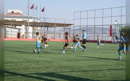 Bayraklı Belediye Başkanı İrfan Önal: “U-12 Cup ile çocuklarımızın sportif, sosyal ve duygusal gelişimini destekliyoruz”