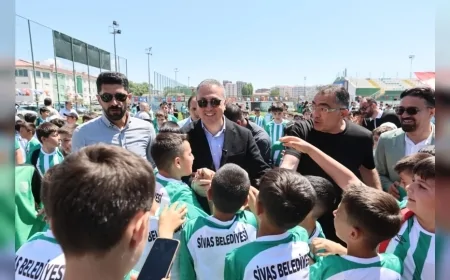 Sivas Belediye Başkanı Dr. Adem Uzun: “Çocuklarımızı 9 Farklı Branşta Sporla Buluşturmaya Devam Ediyoruz”