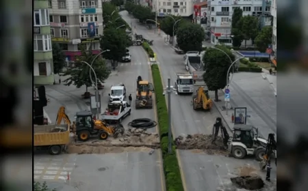 Çorum Belediyesi Gazi Caddesi'nde Altyapı Bakım ve Onarım Çalışmalarını Tamamladı
