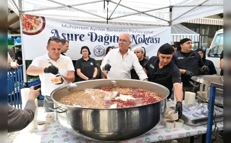 Manisa Büyükşehir Belediyesi Muharrem Ayında Kent Genelinde Aşure İkramlarıyla Paylaşma Geleneğini Sürdürüyor