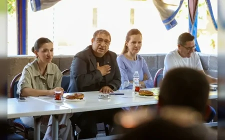 Buca Belediye Başkan Vekili Hüseyin Benzer Park ve Bahçeler Şantiyesinde Çalışanlarla Buluştu