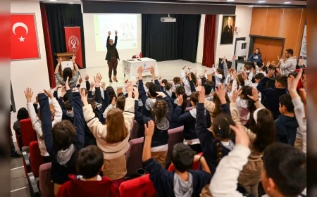 Bornova Belediye Başkanı Ömer Eşki: “Çocuklarımıza sağlık bilincini erken yaşta kazandırmak geleceğe yapacağımız en güçlü yatırımdır”