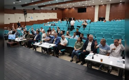 Konak Belediye Başkanı Nilüfer Çınarlı Mutlu: “El birliğiyle Konak’ın daha güzel, daha estetik olması için çalışıyoruz”