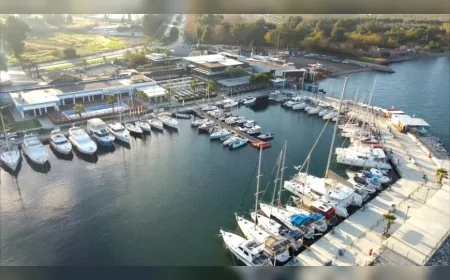 İzmir Marina Yaz Boyunca Latin, Caz, Nostalji ve Rebetika Konserlerine Ev Sahipliği Yapacak
