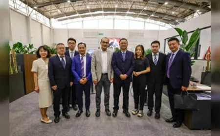 Sichuan Eyaleti Halk Kongresi Yasama İşleri Komitesi Başkanı Huang Zhigang: “Yaşlılar personeli kendi çocukları gibi görüyor”