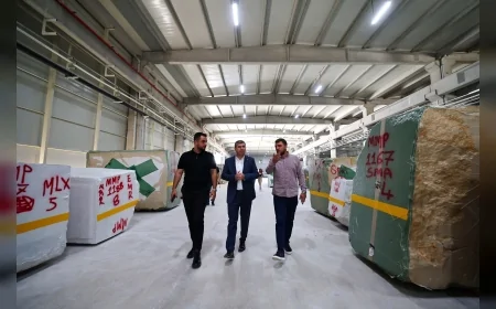 BAŞKAN ERCENGİZ'DEN GENÇ GİRİŞİMCİLERE DESTEK ZİYARETİ