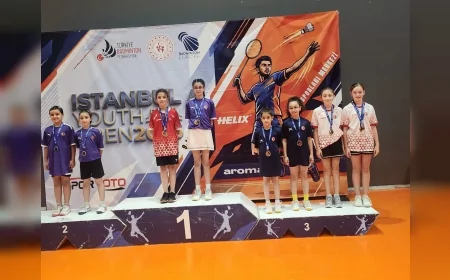 Manisalı badmintonculardan uluslararası turnuvada iki bronz madalya