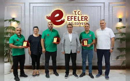 Efeler Belediye Başkanı Anıl Yetişkin: “İnsan Hayatını Her Şeyin Üzerinde Tutan Bu Örnek Davranışları Dolayısıyla Arkadaşlarımı Yürekten Tebrik Ediyorum”